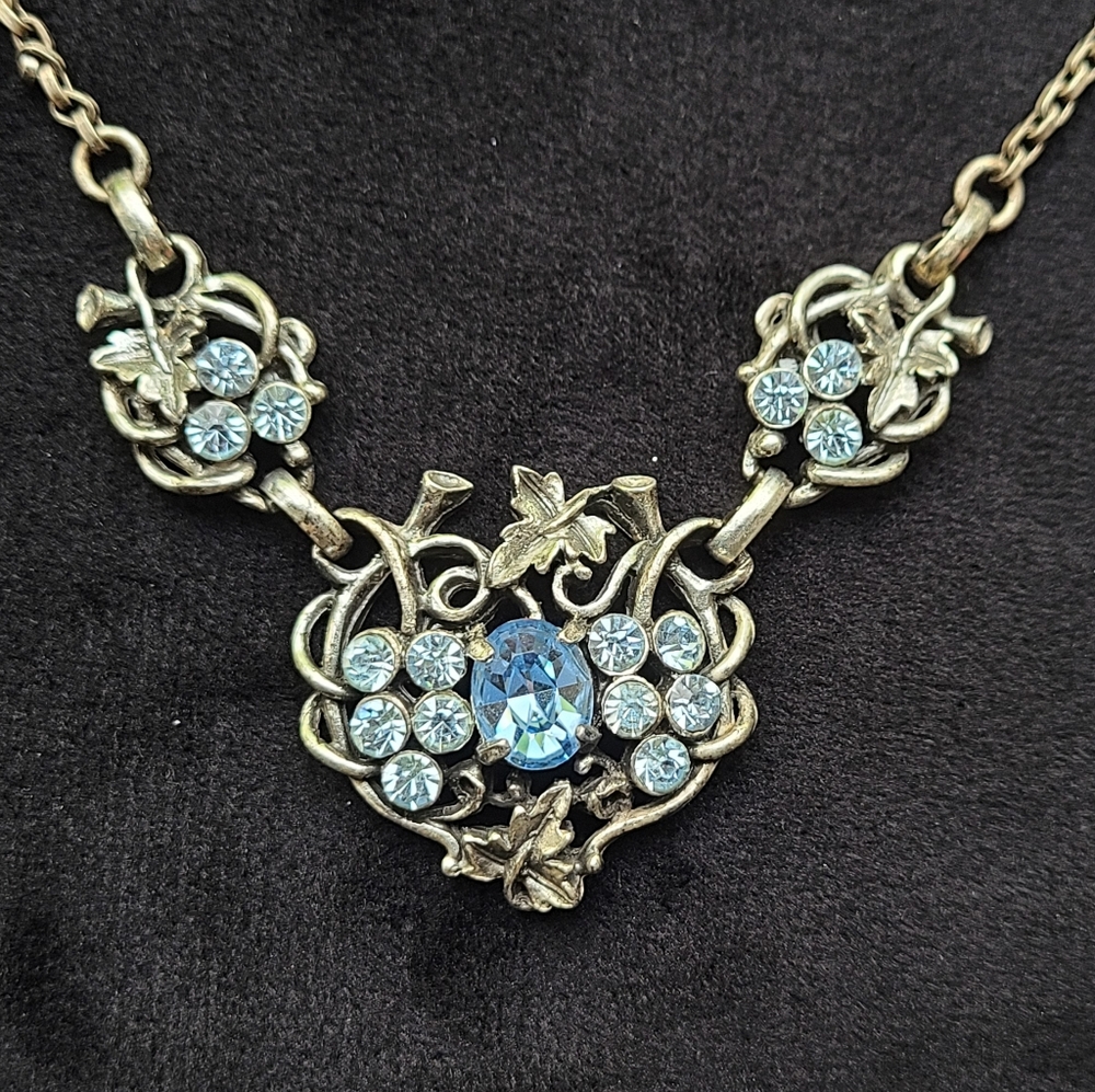 Antique Art Deco Blue Glass Pot Metal Necklace